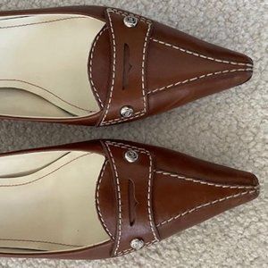 Anne Klein Camel/Brown Pointed Toe Shoes
